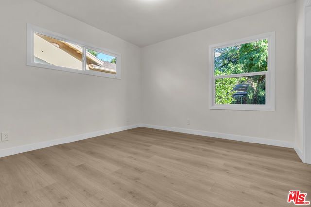 14930 Leadwell Street, Los Angeles, CA 91405