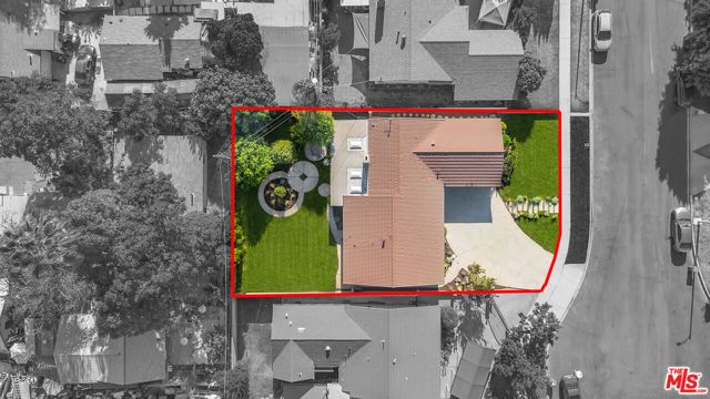 14930 Leadwell Street, Los Angeles, CA 91405