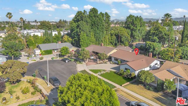 14930 Leadwell Street, Los Angeles, CA 91405
