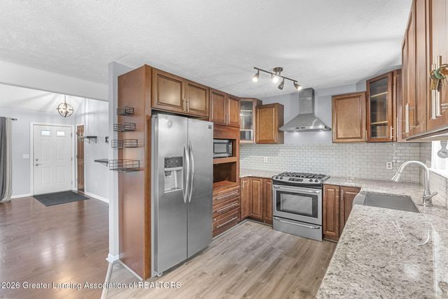 6044 Bishop Road, Lansing, MI 48911