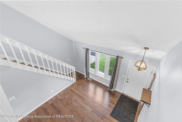 6044 Bishop Road, Lansing, MI 48911