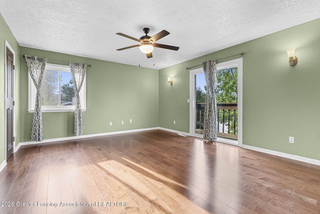 6044 Bishop Road, Lansing, MI 48911