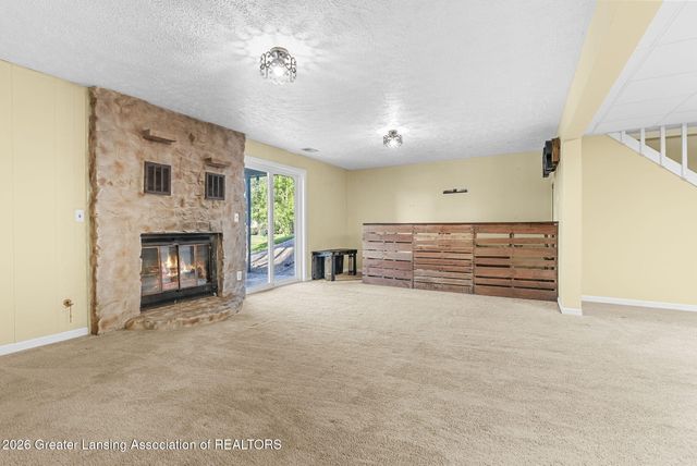 6044 Bishop Road, Lansing, MI 48911