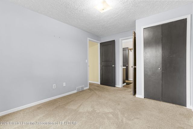 6044 Bishop Road, Lansing, MI 48911