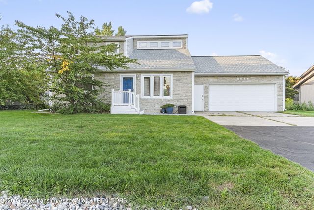 6044 Bishop Road, Lansing, MI 48911