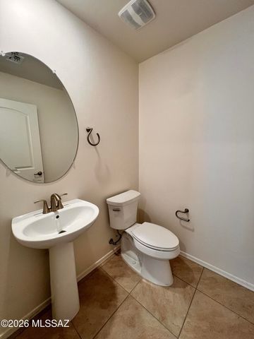 11977 E Chamrod Drive, Vail, AZ 85641