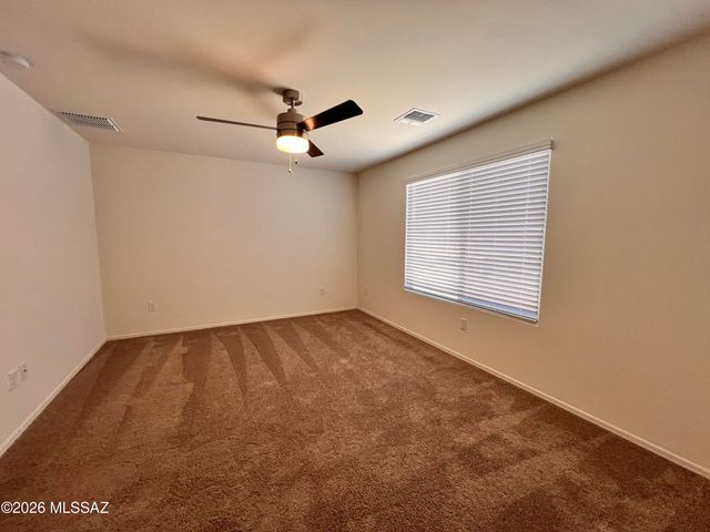 11977 E Chamrod Drive, Vail, AZ 85641