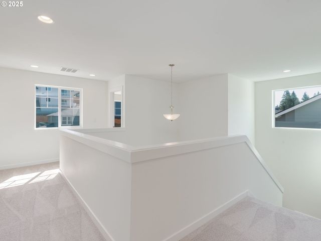 2121 Ne SINGER Ln, Estacada, OR 97023