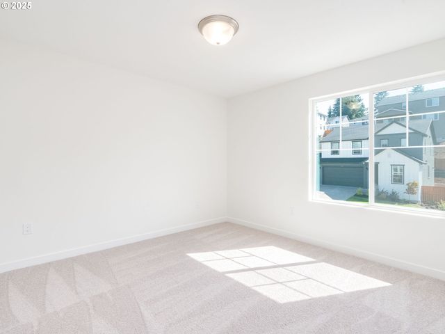 2121 Ne SINGER Ln, Estacada, OR 97023