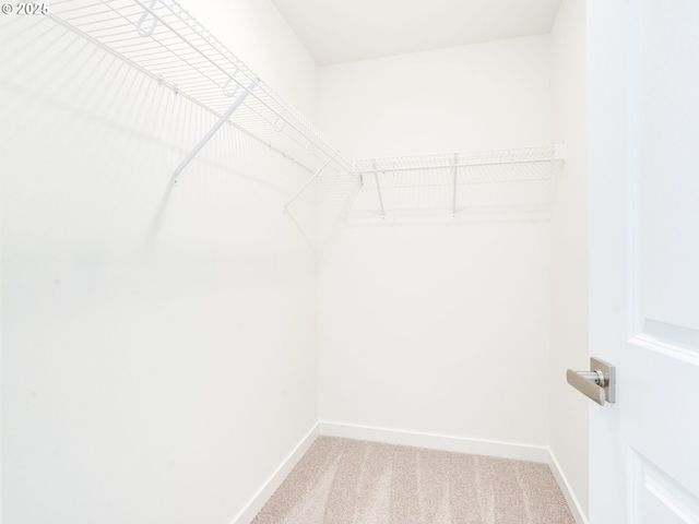 2121 Ne SINGER Ln, Estacada, OR 97023