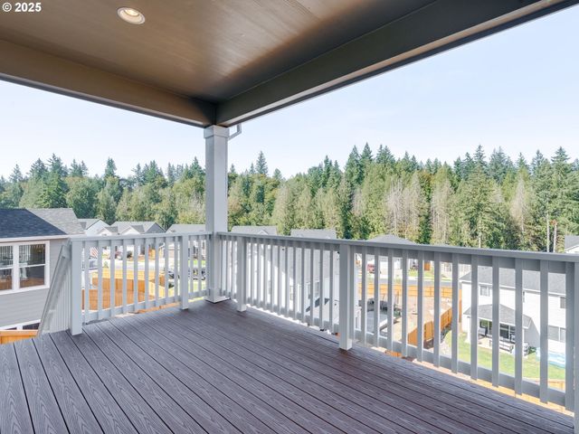 2121 Ne SINGER Ln, Estacada, OR 97023