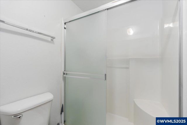 2367 Dorsey Dr, Hubbard, OR 97032