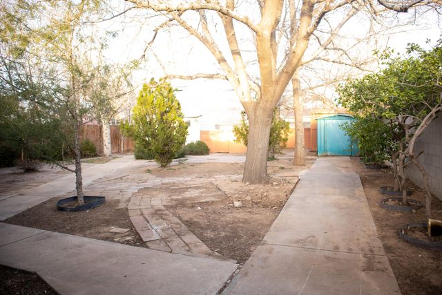 212 Garcia Street NE, Albuquerque, NM 87123