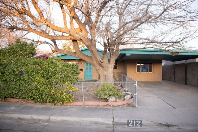 212 Garcia Street NE, Albuquerque, NM 87123