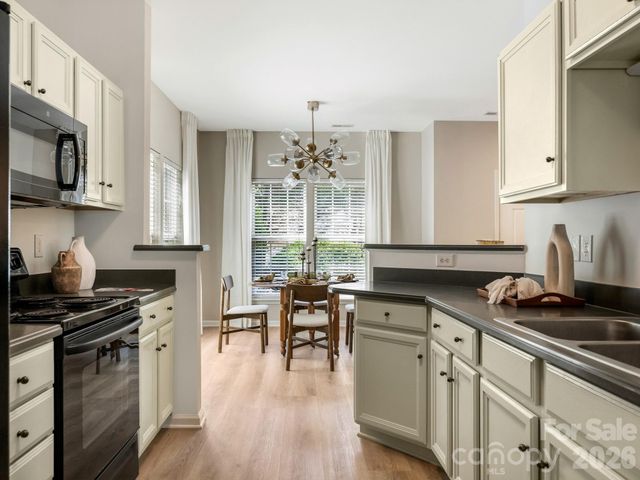12327 Jessica Place, Charlotte, NC 28269