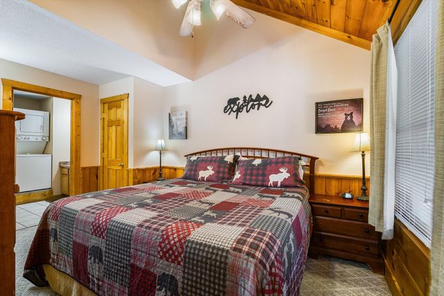 839 Golf View Blvd, Pigeon Forge, TN 37863