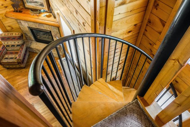 839 Golf View Blvd, Pigeon Forge, TN 37863