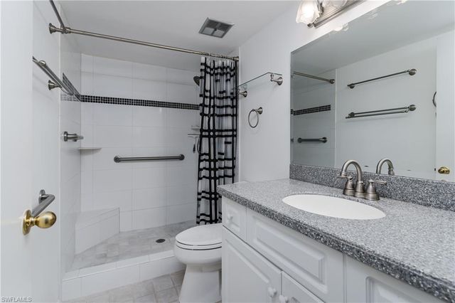 5515 Rattlesnake Hammock RD 205, Naples, FL 34113