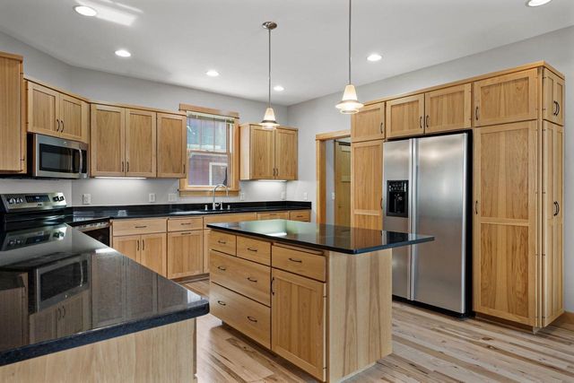 6713 Gaylord Nelson Road, Middleton, WI 53562