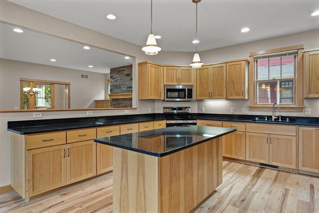 6713 Gaylord Nelson Road, Middleton, WI 53562