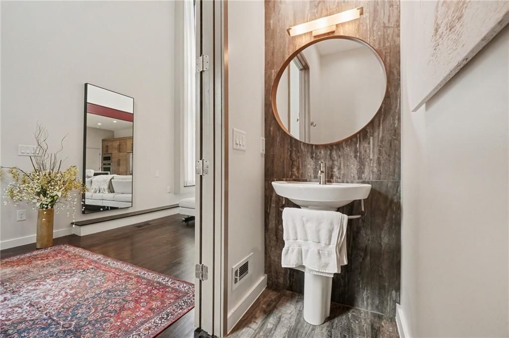Image 19 of property listing at 504 Morgan Street NE, Atlanta, GA 30308