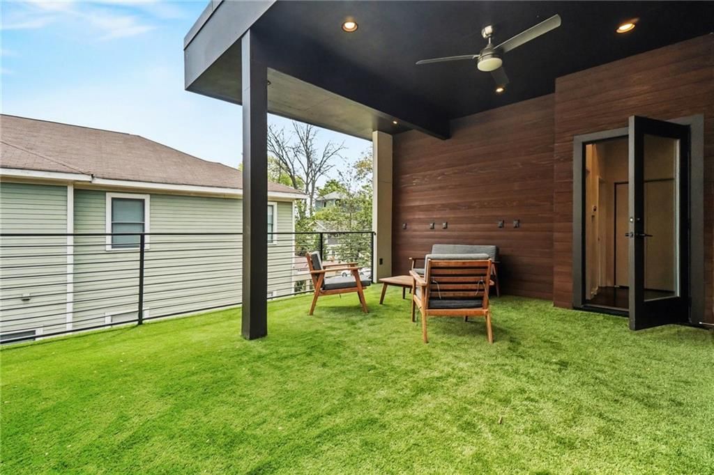 Image 20 of property listing at 504 Morgan Street NE, Atlanta, GA 30308