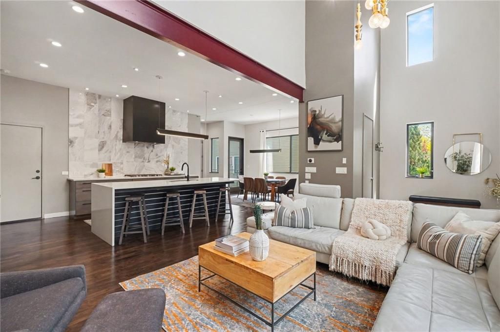 Image 7 of property listing at 504 Morgan Street NE, Atlanta, GA 30308