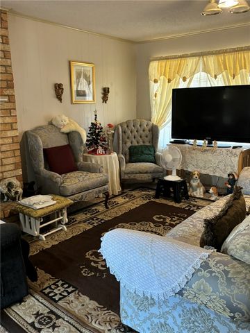 1009 Fairway, Mexia, TX 76667