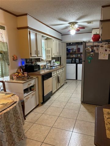1009 Fairway, Mexia, TX 76667