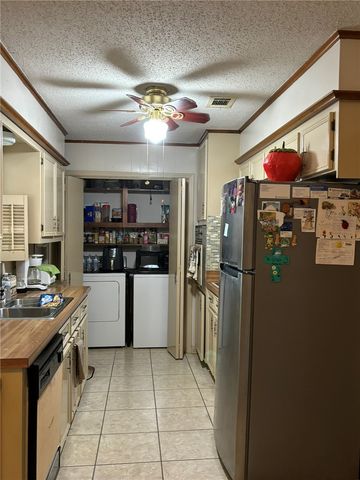 1009 Fairway, Mexia, TX 76667