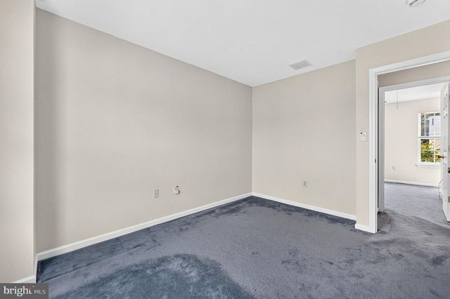 3 FOUNTAYNE LN, Lawrence Township, NJ 08648