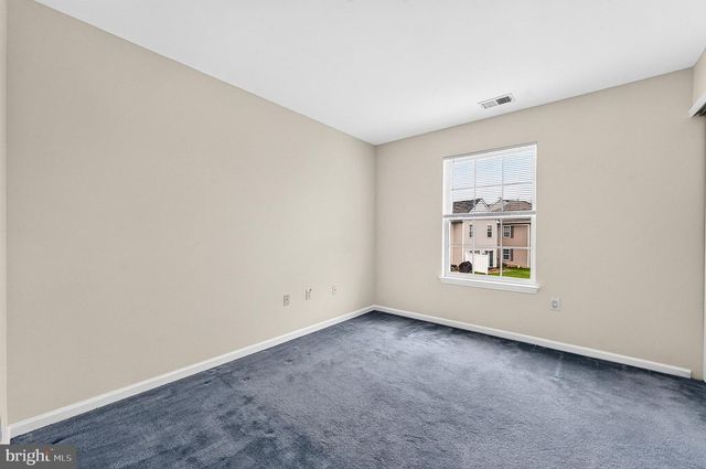 3 FOUNTAYNE LN, Lawrence Township, NJ 08648