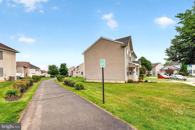 3 FOUNTAYNE LN, Lawrence Township, NJ 08648