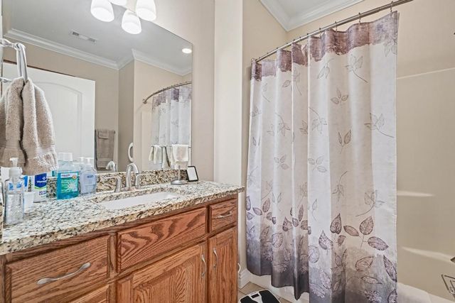 6 Parkridge Drive, Bella Vista, AR 72715