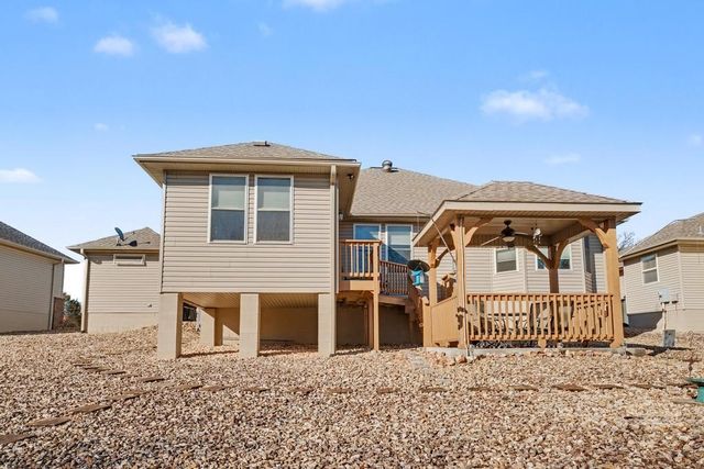 6 Parkridge Drive, Bella Vista, AR 72715