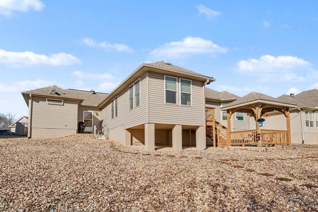 6 Parkridge Drive, Bella Vista, AR 72715