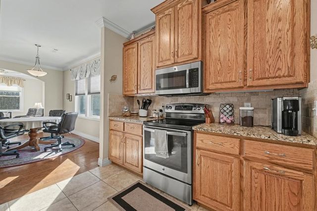 6 Parkridge Drive, Bella Vista, AR 72715