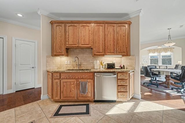 6 Parkridge Drive, Bella Vista, AR 72715