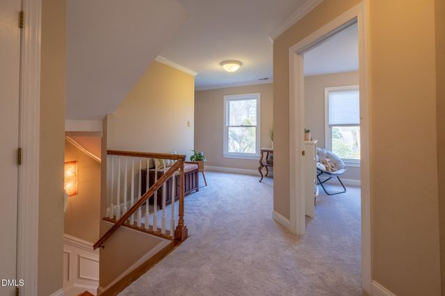 216 Cobblestone Drive, Chapel Hill, NC 27516