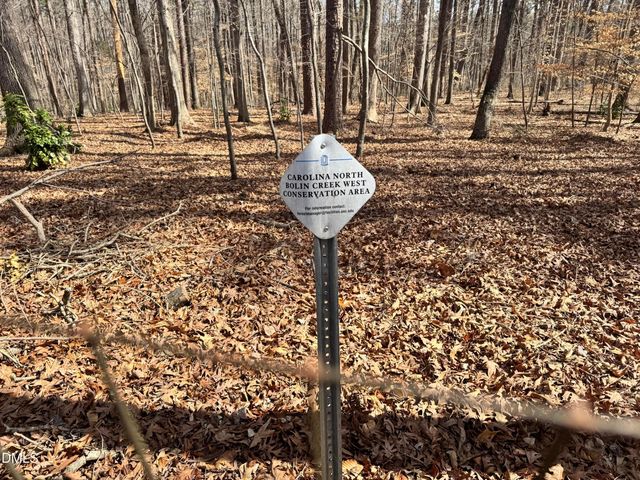 216 Cobblestone Drive, Chapel Hill, NC 27516