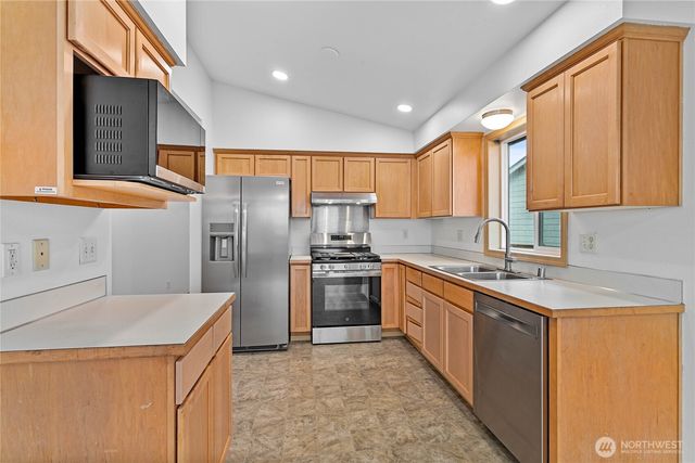 7439 Clamdigger Drive, Blaine, WA 98230