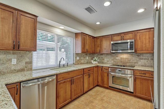 2351 W Settlers Way, Spring, TX 77380