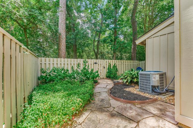 2351 W Settlers Way, Spring, TX 77380