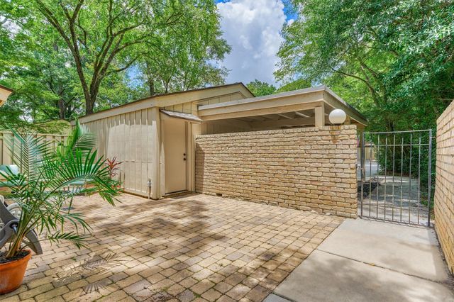 2351 W Settlers Way, Spring, TX 77380