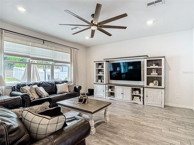 769 PARSONS MOORING COURT, Seffner, FL 33584