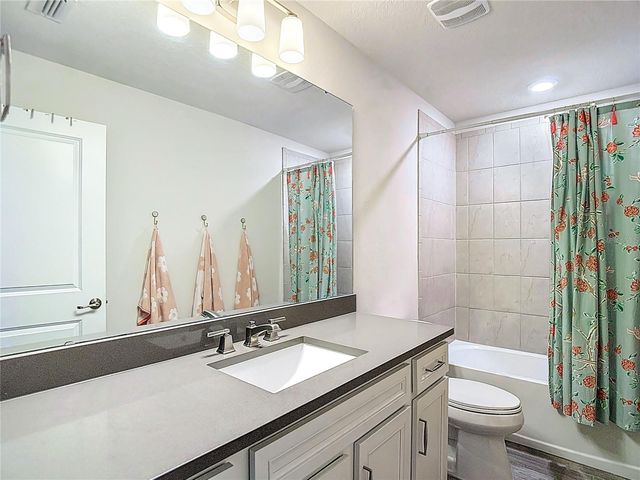 769 PARSONS MOORING COURT, Seffner, FL 33584