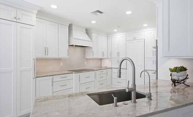 8810 S Sea Oaks Way 406, Vero Beach, FL 32963