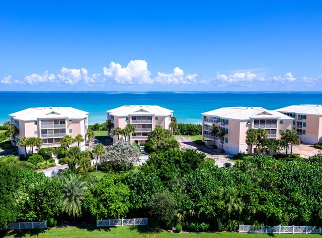 8810 S Sea Oaks Way 406, Vero Beach, FL 32963