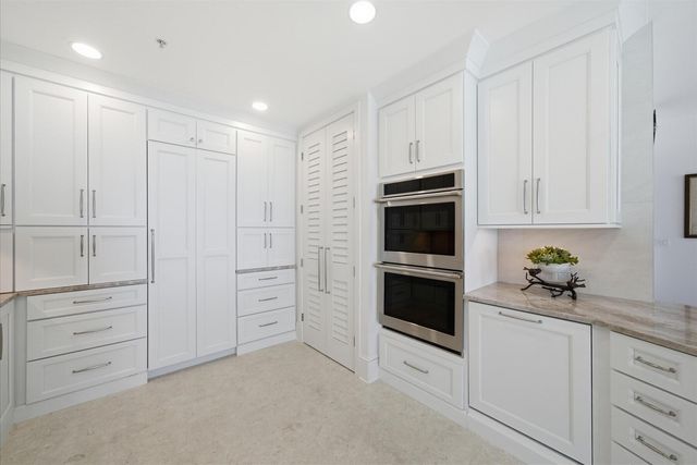 8810 S Sea Oaks Way 406, Vero Beach, FL 32963