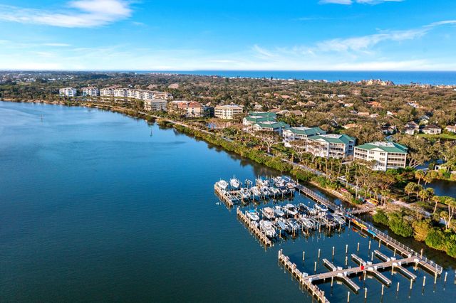 8810 S Sea Oaks Way 406, Vero Beach, FL 32963